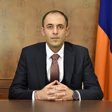 Ermənistan Dövlət Nəzarəti Xidmətinin başçısı işdən çıxarılıb