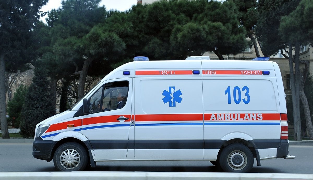 Ağdamda borclu abonent “Azərişıq”ın işçilərini bıçaqlayıb - YENİLƏNİB