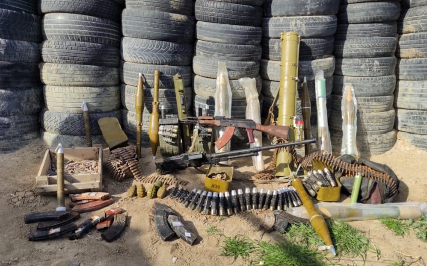 Xocavənddə ermənilərin atıb qaçdıqları xeyli sayda silah-sursat aşkarlanıb -FOTO