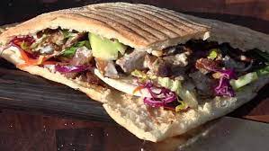 Bakıda dönərdən zəhərlənənlər evə buraxılıb