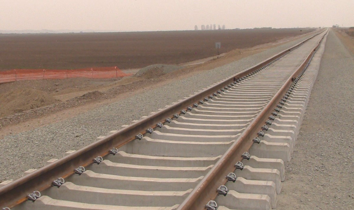 Horadiz-Ağbənd dəmir yolunun çəkilişi sürətlə davam edir