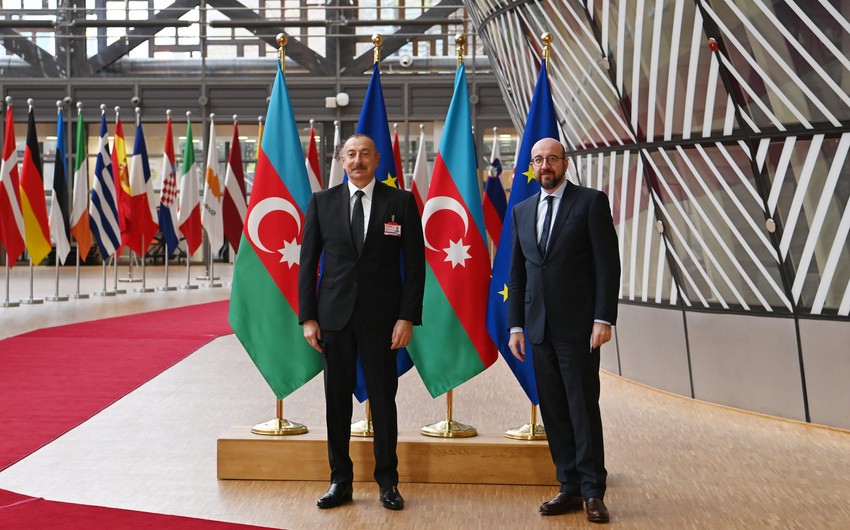 Azərbaycan və Avropa İttifaqı Şurasının liderləri üçtərəfli görüş barədə fikir mübadiləsi aparıblar