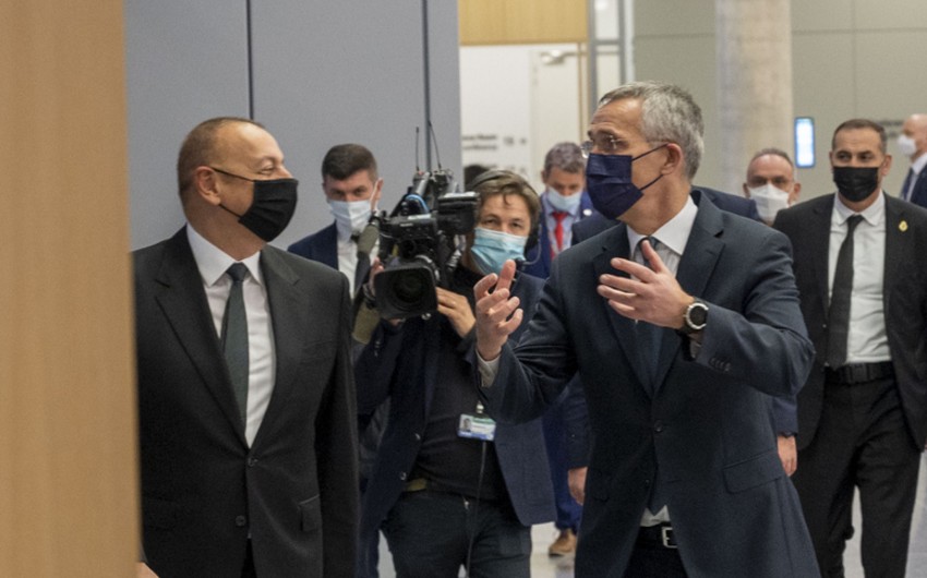 Azərbaycan lideri: “Zəngəzur və Laçın dəhlizlərinin istifadə qaydası eyni olmalıdır