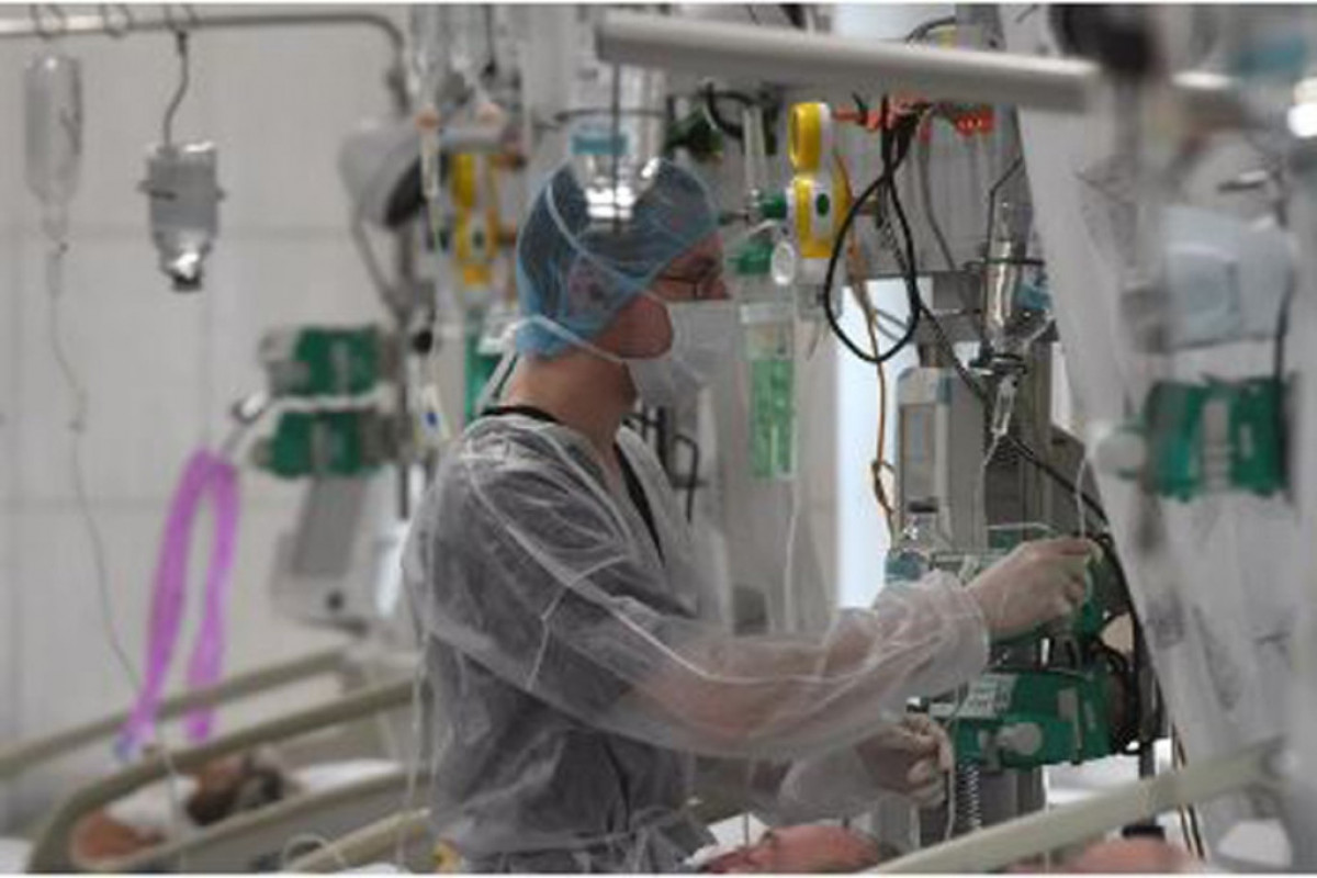 Britaniyada son sutkada koronavirusdan 150 nəfər həyatını itirib