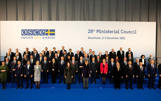 Ceyhun Bayramovun da iştirak etdiyi iclasda 15 nəfər koronavirusa yoluxub - Foto