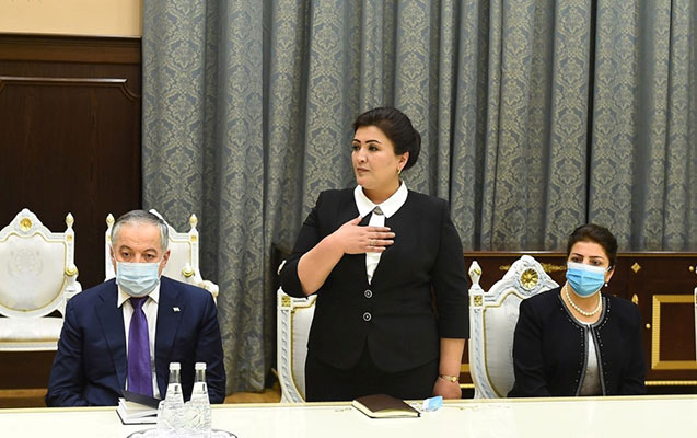 Tacikistan prezidenti qızını səfir təyin etdi