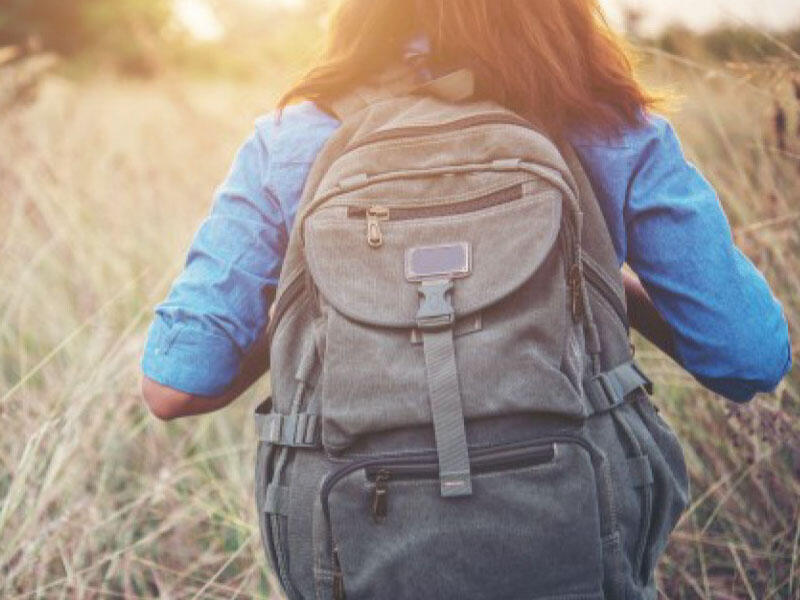 Yevlaxda 13 yaşlı qız itkin düşdü