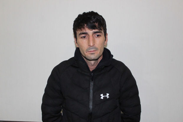 Житель Балакенского района закатал марихуану в стеклянные банки и спрятал в конуре - ФОТО