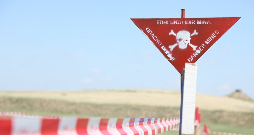 İranla Azərbaycan arasında azad edilən ərazilərin minalardan təmizlənməsi ilə bağlı danışıqlar aparılır