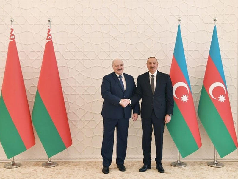 Aleksandr Lukaşenko İlham Əliyevə təbrik məktubu göndərib