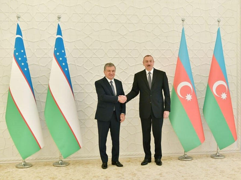 Şavkat Mirziyoyev Prezident İlham Əliyevi təbrik edib