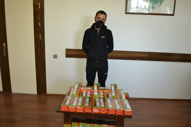 Mingəçevirdən Balakənə pirotexniki vasitələri satmağa gələn şəxslər saxlanılıb - FOTO