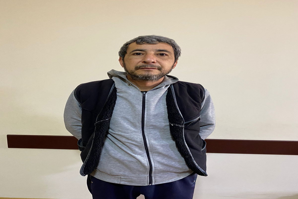 Kürdəmir sakinindən “Kalaşnikov” götürülüb