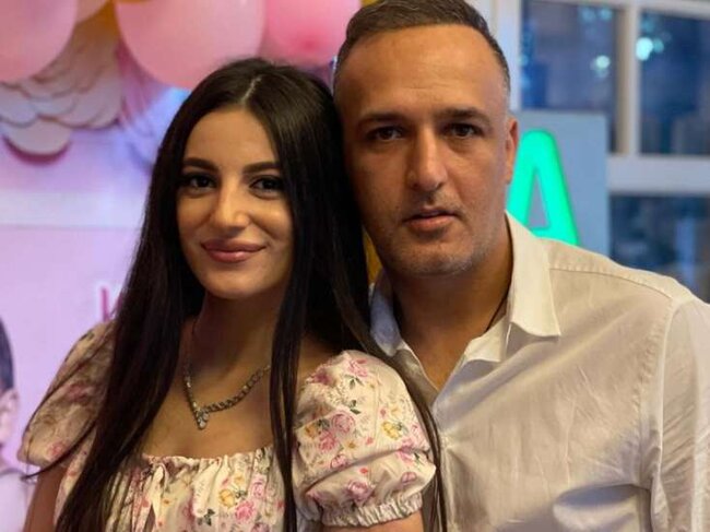 Aparıcı Azərin LÜKS AVTOMOBİL KOLLEKSİYASI - VİDEO