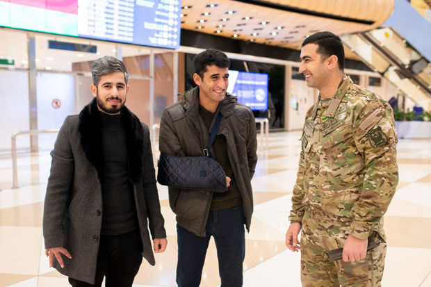 Üç qazimiz Türkiyəyə müalicəyə göndərildi - FOTO