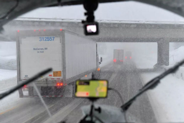 Kaliforniya ştatına rekord həcmdə qar yağıb - VİDEO