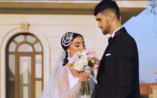 Женился игрок 