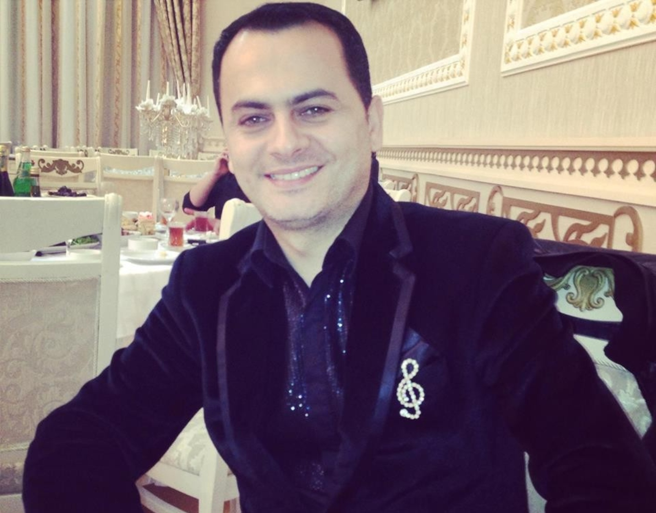 Müğənni Moskva toylarına gedən həmkarlarını təhqir etdi 