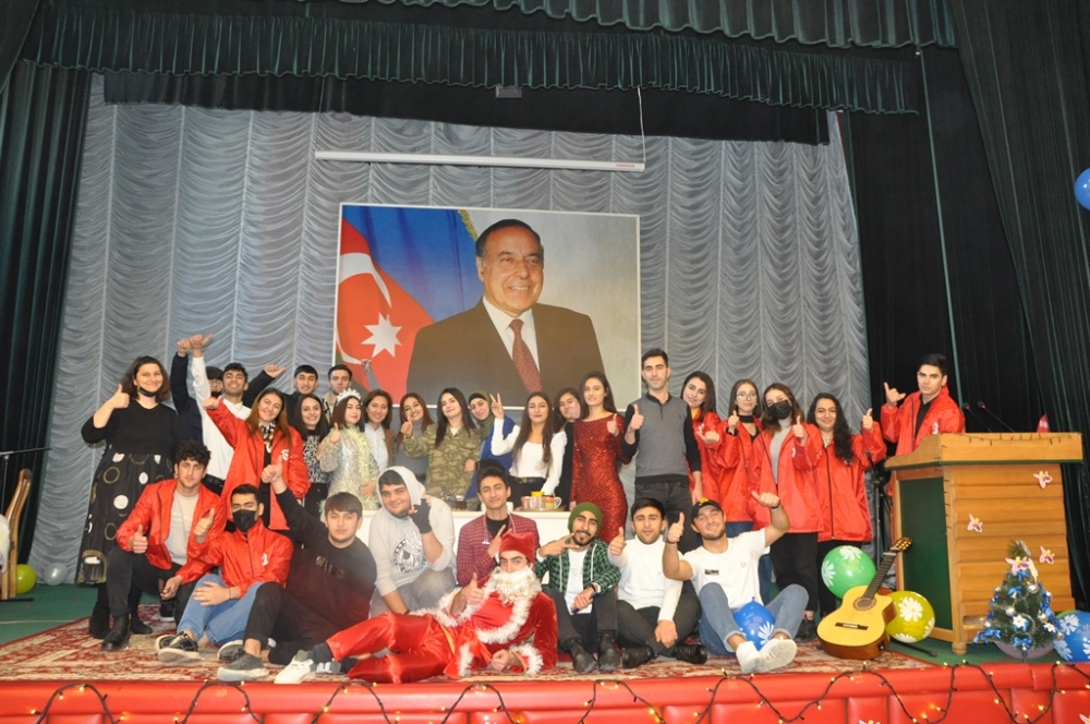 Mingəçevir Dövlət Universitetində Dünya Azərbaycanlılarının Həmrəylik Günü və Yeni il bayramı qeyd olunub