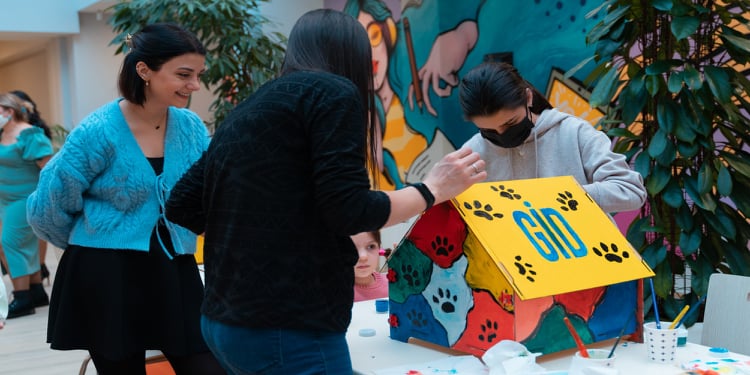 Yelo Bankdan “dördayaqlı dostlar”a dəstək aksiyası!