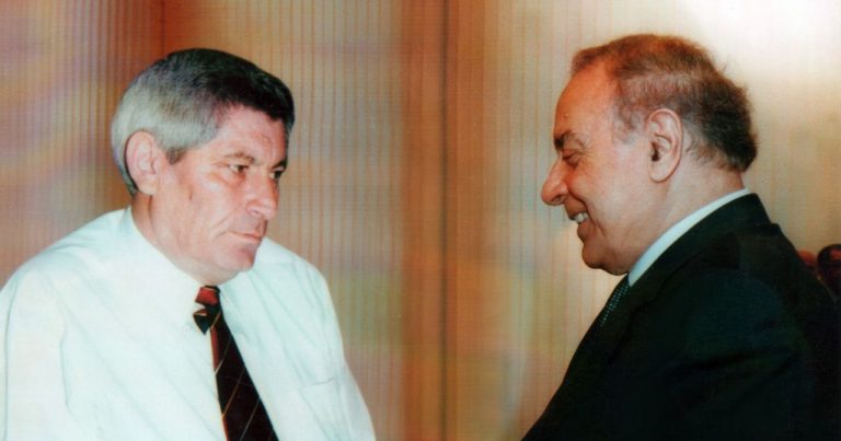 “91-lər”dən olan mərhum deputat Zakir Sərdarovdan bəhs edən kitab nəşr edilib-FOTOLAR