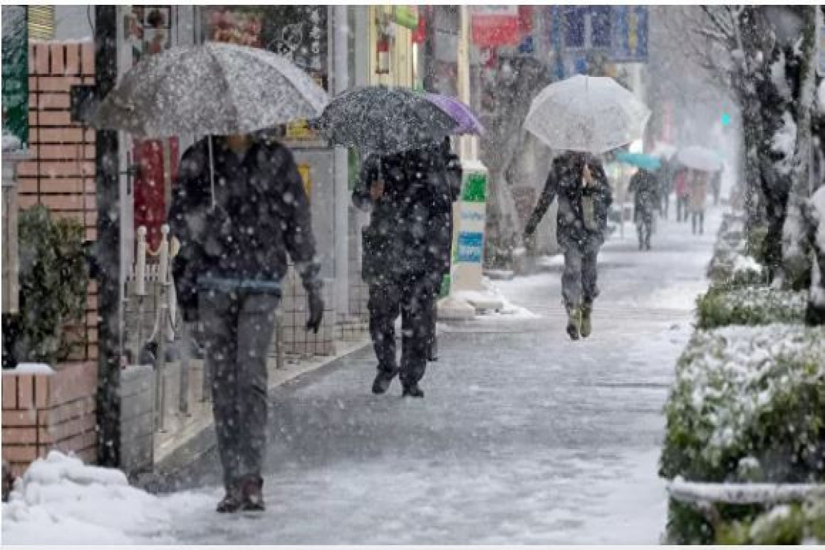 Yaponiyada güclü qar yağması səbəbindən 230-dan çox aviareys təxirə salınıb