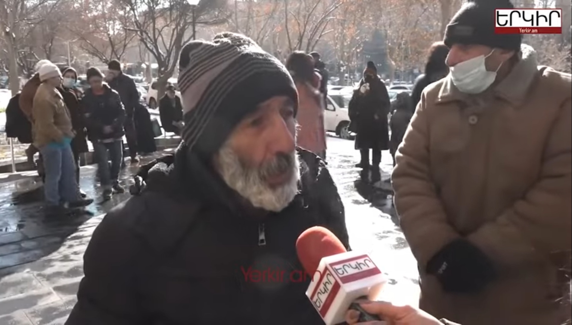 Ermənistan hökuməti evsizləri sığınacaqdan çıxarır: 