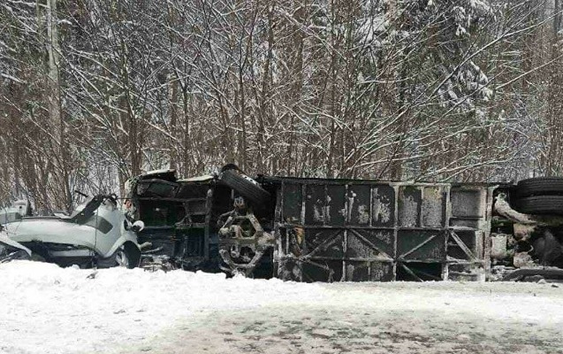 Belarusda yol qəzası - 40-dan çox rusiyalı xəsarət aldı