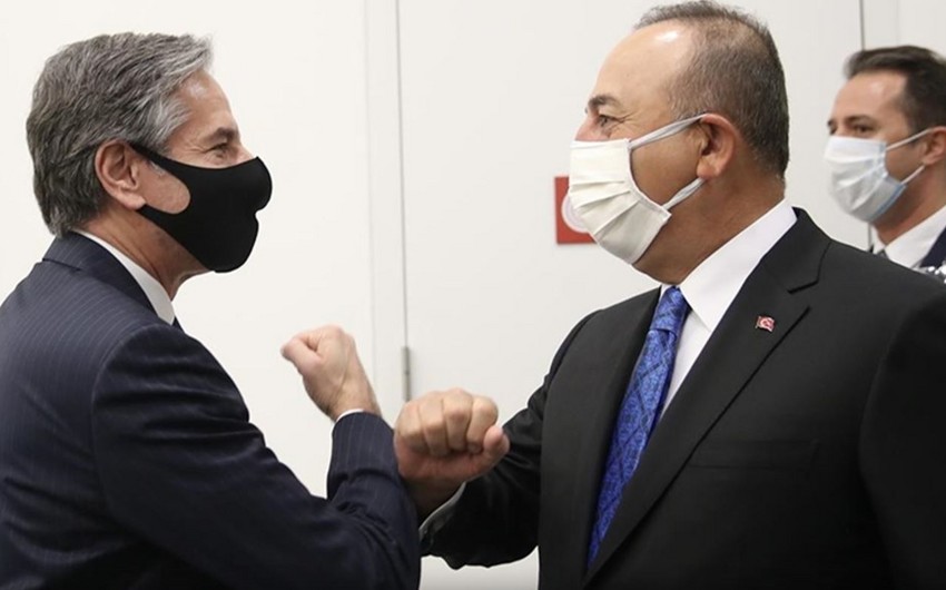 Çavuşoğlu Blinkenlə Qafqazda baş verənləri və digər məsələləri müzakirə edib