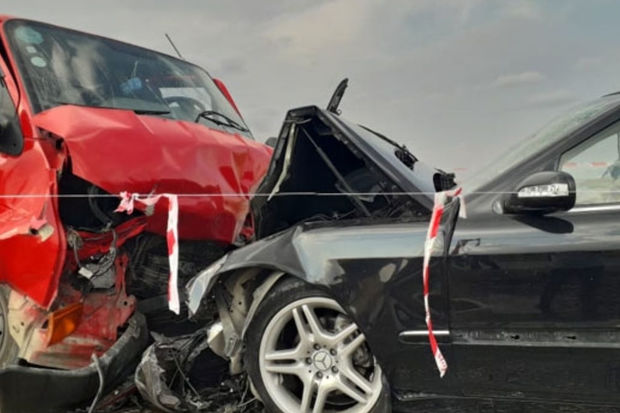 Bakı-Ələt yolunda ağır qəzalar: Səkkiz nəfər yaralandı