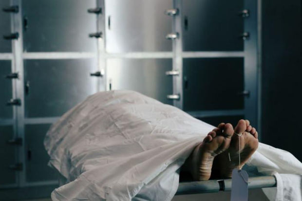 Azərbaycanda DƏHŞƏT: Evdən üç kişinin meyiti tapıldı