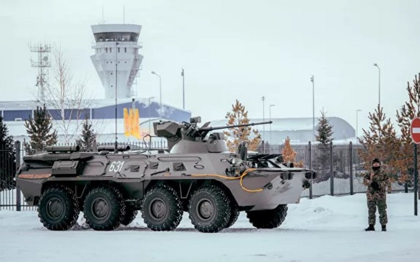 Qazaxıstan Prezidenti silahlılara xəbərdarlıq edilmədən atəş açılmasına dair əmr verib