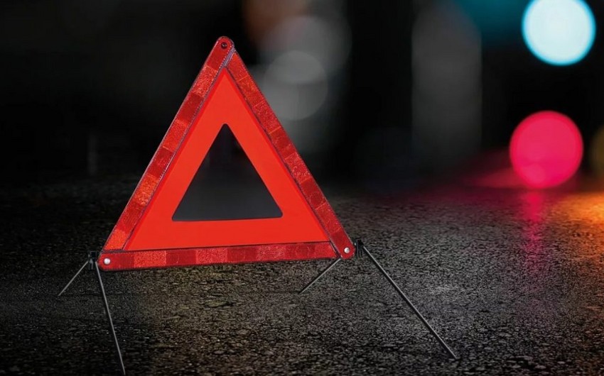 Binəqədidə avtomobil 32 yaşlı qadını vuraraq ağır xəsarət yetirib