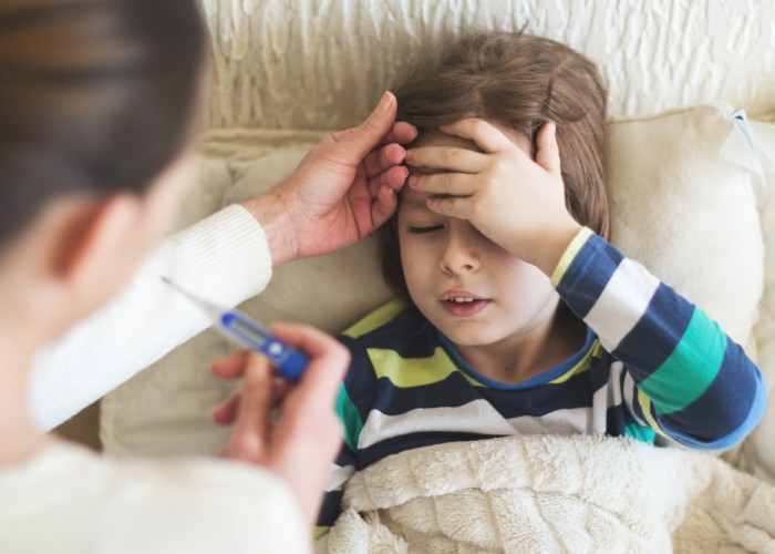 Uşaqlar arasında yayılan virus pnevmoniya yaradır - XƏBƏRDARLIQ (VİDEO)