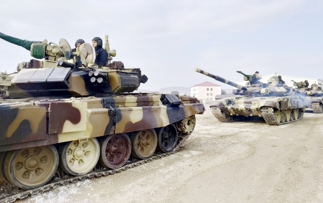 Ordumuzda birləşmənin komanda-qərargah təlimi keçirildi - Video