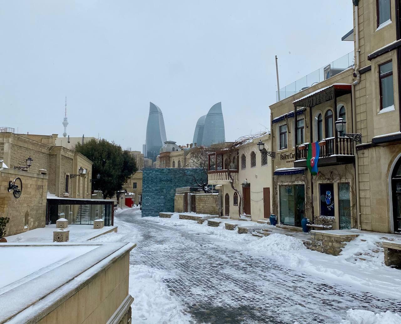 Hava kəskin dəyişəcək, Bakıya sulu qar yağacaq