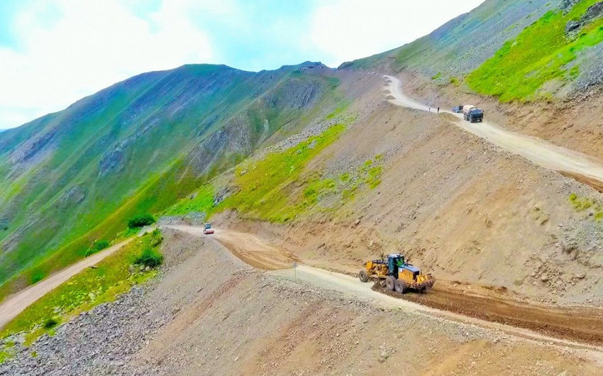 Qarabağ və Şərqi Zəngəzurdakı yol layihələri barədə məlumat açıqlanıb