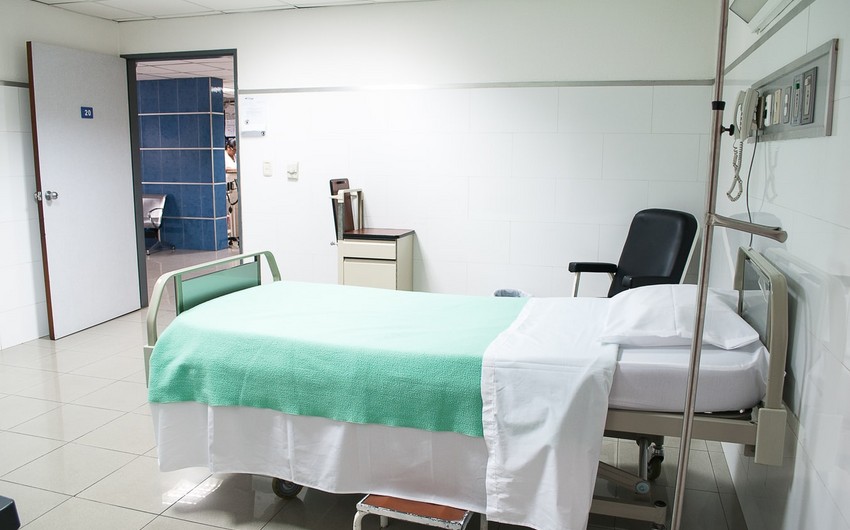 Bakıda avtomobilin vurduğu piyada xəstəxanada ölüb