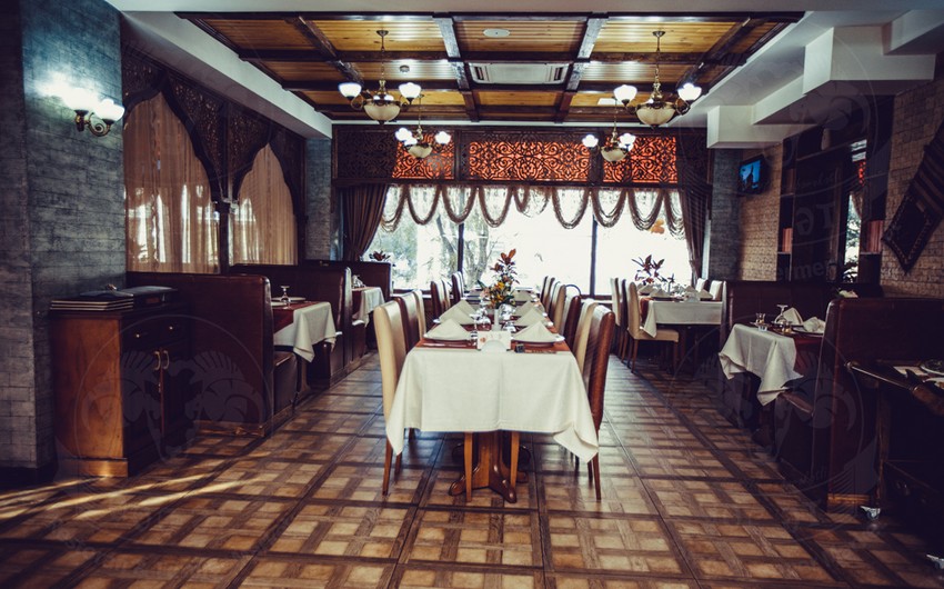 “Qoç ət” və “Gulle Garden” restoranları cərimələnib
