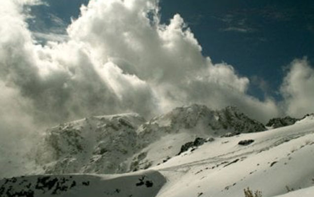 İranda qar uçqunu oldu, ölən və yaralananlar var