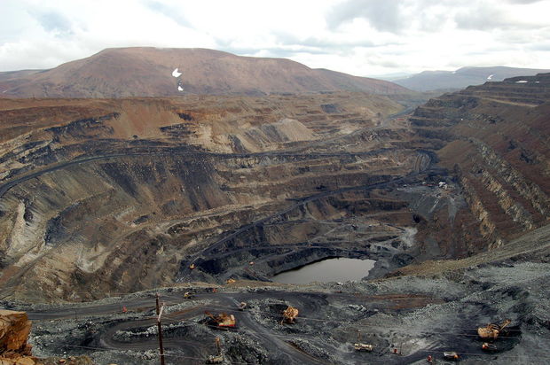 Azərbaycanda faydalı yataqları istismar edəcək şirkətlərin adları məlum oldu - FOTO