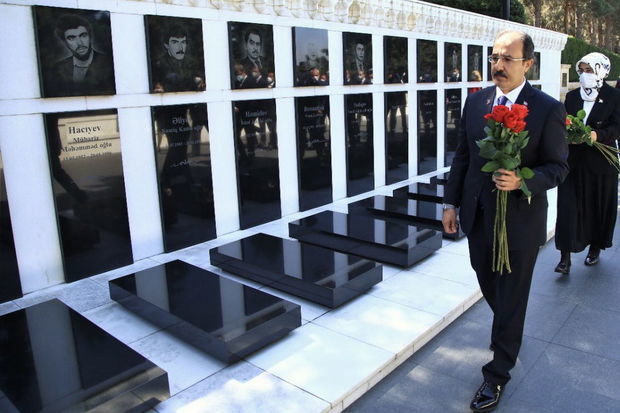 Джахит Багчи выразил азербайджанскому народу соболезнования в связи с кровавыми январскими событиями