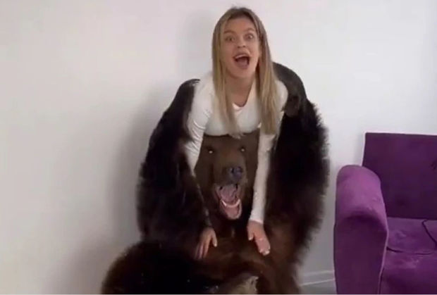 TikTok-блогер из Подмосковья привела медведя к маленькому сыну - ВИДЕО