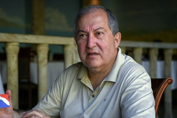 Армену Саркисяну грозит уголовное преследование за подделку документов