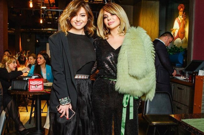 Aygün Kazımovanın qızı İlqarədən YENİ FOTOLAR