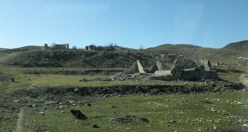 Məcburi köçkünlərə aid 700 minə yaxın vətəndaşlıq vəziyyəti aktı bərpa olunub