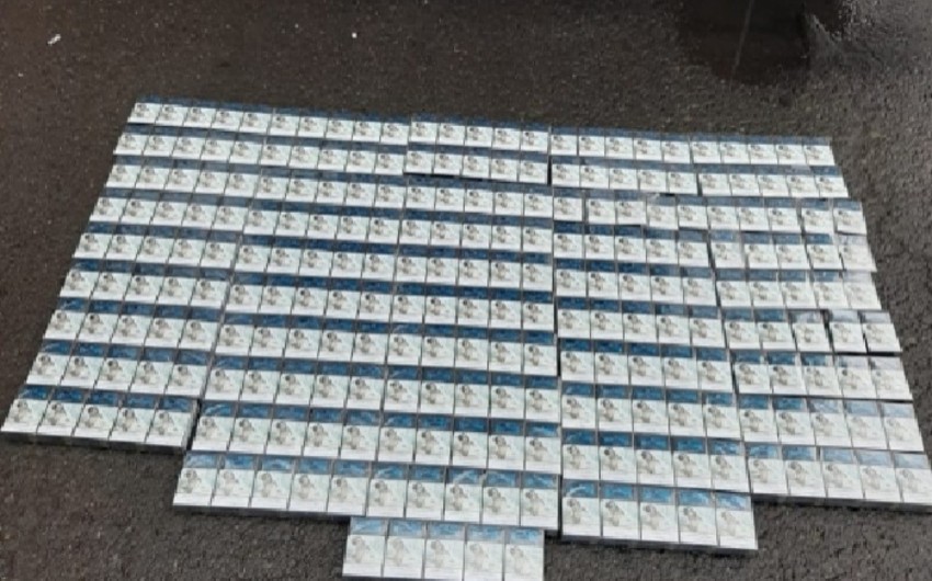 Gürcüstandan Azərbaycana gələn yük avtomobillərində siqaretlər aşkarlanıb