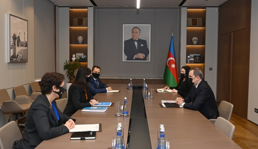 Ceyhun Bayramov BMT-nin Azərbaycanda rezident əlaqələndiricisi ilə görüşüb