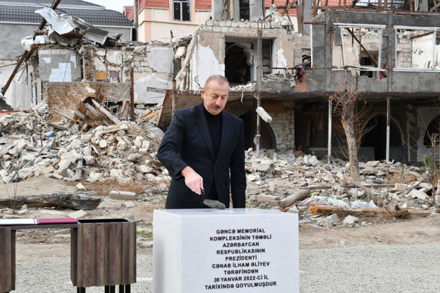 Azərbaycan lideri Gəncə Memorial Kompleksinin təməlini qoyub - YENİLƏNİB + FOTO/VİDEO
