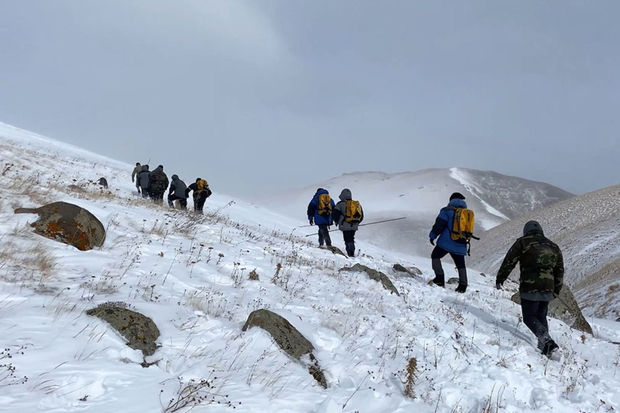 MN: Kəlbəcər istiqamətində yolu azan hərbçimizin axtarışı davam edir - VİDEO